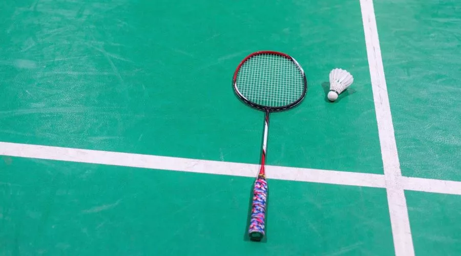 Mid-sized rackets: The middle ground between standard and oversized